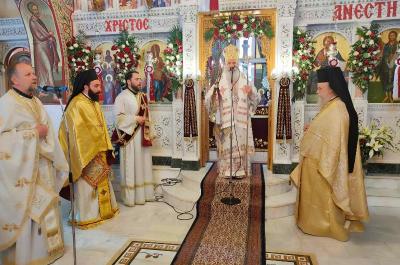 Στο Ίλιο  στο Ναό των Αγίων Μυροφόρων και Νικοδήμου ιερούργησε ο Μητροπολίτης ΕΦΡΑΙΜ