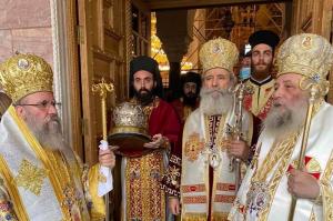 Γιορτάστηκε με μεγαλοπρέπεια ο Άγιος Νεκτάριος - Με Όρθρο και Τρισαρχιερατική Θεία Λειτουργία στον Ι. Ναό Αιγίνης
