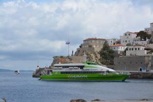 Μετά από παρέμβαση του Δήμου Ύδρας ισχύει η έκπτωση του 50% στους μόνιμους κάτοικους Ύδρας κάθε Τρίτη και Πέμπτη
