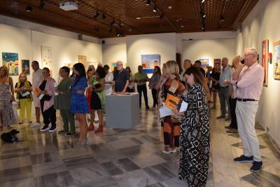 Εγκαινιάστηκε   στο Ιστορικό Αρχείο - Μουσείο Ύδρας, η Έκθεση «Βίος Χρωμάτων» με έργα της εικαστικού ΝΤΟΡΑΣ ΡΙΖΟΥ