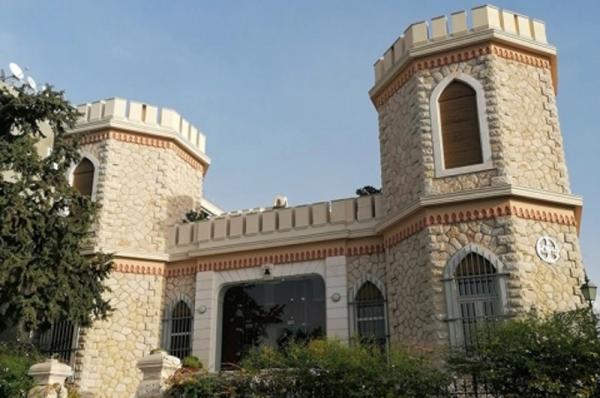 Ο Πύργος  του Υδραίου ευεργέτη Αθανασίου Κουλούρα στο Παλαιό Φάληρο μεταμορφώθηκε σε Μουσείο Παιχνιδιών