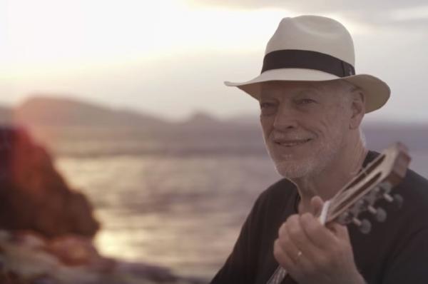Νέο τραγούδι  για τον θρύλο των Pink Floyd David Gilmour. Eμπνέεται και τραγουδά στην Ύδρα
