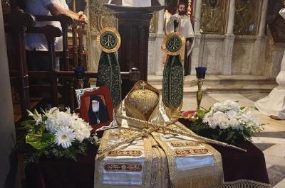 Τελέστηκε στον  Ι. Καθεδρικό Ναό το μνημόσυνο του Μητροπολίτη πρ. Ύδρας Κυρού ΙΕΡΟΘΕΟΥ