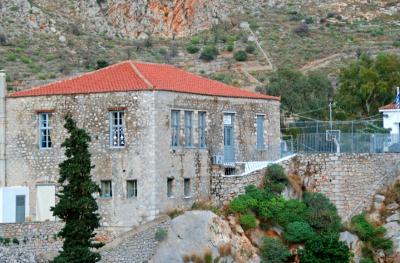 Δημοπρατήθηκε το έργο επισκευής και συντήρησης του Α’ Δημοτικού. Ποιες οι εργασίες και ο χρόνος παράδοσης