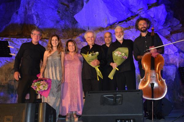 Μαγευτικές μελωδίες  στη συναυλία του Ηλία Ανδριόπουλου στο ΙΑΜΥ - Βραβεύσεις των απογόνων του Αντωνίου Σαχτούρη