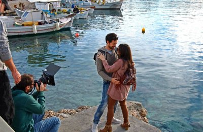 Αυγουστίδης και Δημητροπούλου βρέθηκαν στις Σπέτσες για τα γυρίσματα ταινίας