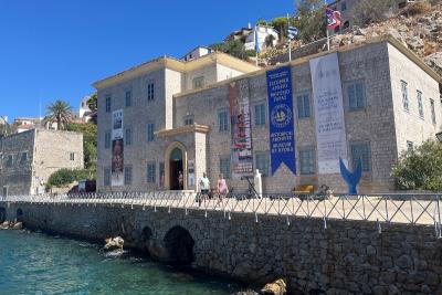 ΙΣΤΟΡΙΚΟ ΑΡΧΕΙΟ - ΜΟΥΣΕΙΟ ΥΔΡΑΣ | 30 χρόνια λαμπρής διαδρομής με μεγάλη εκδήλωση τιμής στους Χορηγούς και συναυλία