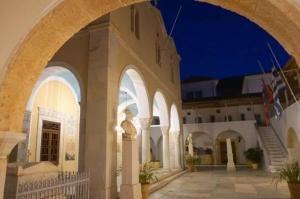 Στον Ι. Καθεδρικό Ναό Ύδρας, αύριο Παρασκευή 21 Ιουνίου θα τελεστεί ο Εσπερινός του Ψυχοσάββατου και ανήμερα η Θεία Λειτουργία