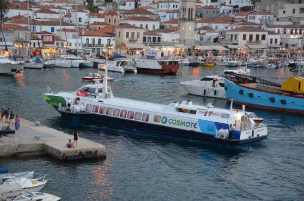 Ταλαιπωρία και πάλι για τους επιβάτες της Hellenic Seaways που ταξίδευαν για την Ύδρα