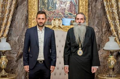Συνάντηση Γιάννη Μελά με τον Σεβασμιότατο Μητροπολίτη Πειραιώς κ. Σεραφείμ