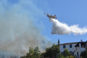 Μάχη με τις φλόγες