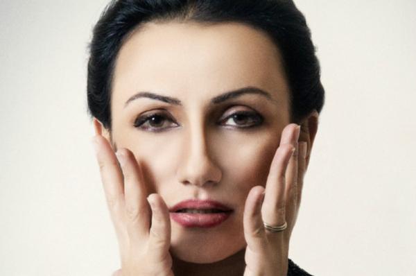 H διεθνούς φήμης μέτζο σοπράνο Vardhui Khachatryan στον επετειακό εορτασμό (100 χρόνια) του Ιστορικού Αρχείου - Μουσείου Ύδρας