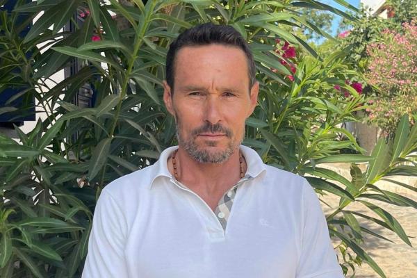 Μανώλης Καραμήτσος:  "Κύριε Δήμαρχε ΑΥΤΟΙ που έβρισαν και απείλησαν τους Υδραίους έχουν και όνομα και επίθετο"