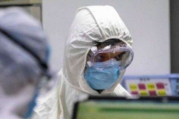 Ένας στους δέκα κολλάει κορωνοϊό από κάποιον χωρίς συμπτώματα