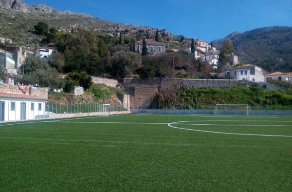 Ανοιχτή δημοπρασία για το έργο κατασκευής τοίχων αντιστήριξης στο Γήπεδο της Ύδρας