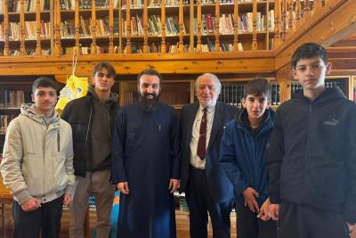 Με επιτυχία  η συνάντηση νέων με τον καταξιωμένο Καθηγητή Γ. Παυλίδη, στον χώρο της «ΙΕΡΟΘΕΙΟΥ ΒΙΒΛΙΟΘΗΚΗΣ»