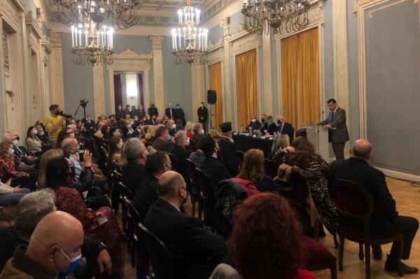 Με επιτυχία  η παρουσίαση του βιβλίου του Γ. Κουκουδάκη "Η YΔΡΑ ΤΟΥ 1821 Ανταρτοπόλεμος στη Θάλασσα"