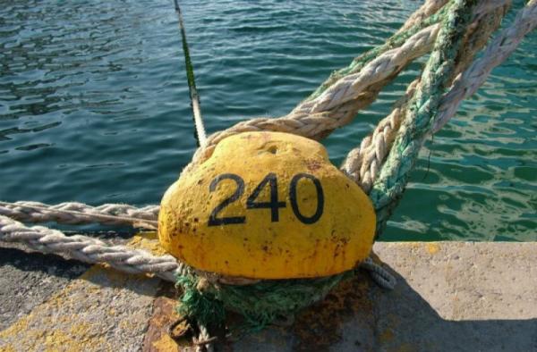 Δένουν την Τετάρτη τα πλοία στα λιμάνια λόγω της 24ωρης απεργίας της ΠΝΟ