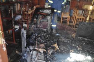 Κατασβέστηκε η πυρκαγιά που ξέσπασε στον Ιερό Ναό Αγίου Δημητρίου Ύδρας
