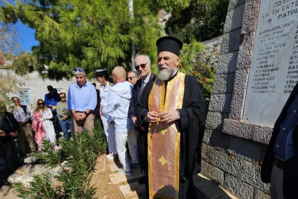 Τελέστηκε   το καθιερωμένο Τρισάγιο στη μνήμη των πεσόντων αποφοίτων της Σχολής Πλοιάρχων Ύδρας