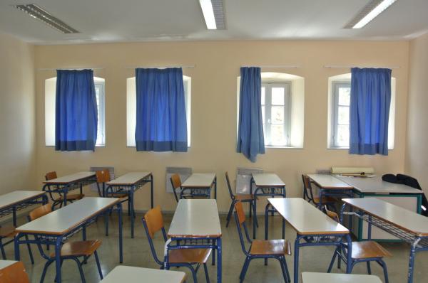 Κλειστά έως 7 Ιανουαρίου, σχολεία, εστίαση, ψυχαγωγία και δικαστήρια