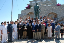 Μιαούλεια 2012 Κατάθεση στεφάνων στον Ανδριάντα του Ναυάρχου Μιαούλη 
