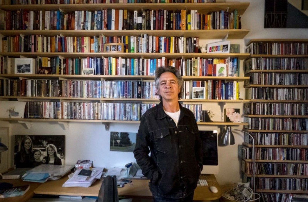 Σε ένα σπίτι στην Ύδρα ονειρεύεται να ζήσει ο Αυστραλιανός συγγραφέας και παραγωγός Brian Nankervis