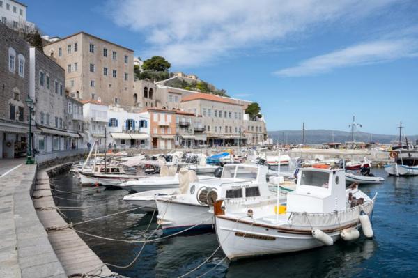 Διαμαρτυρία  ερασιτεχνών αλιέων για την απαγόρευση ψαρέματος