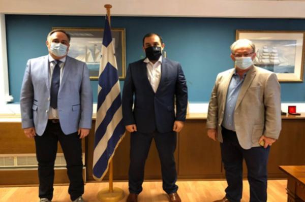 Συνάντηση του Προέδρου Β.Ε.Π. Γιώργου Παπαμανώλη με τον Υφυπουργό Ναυτιλίας Κώστα Κατσαφάδο