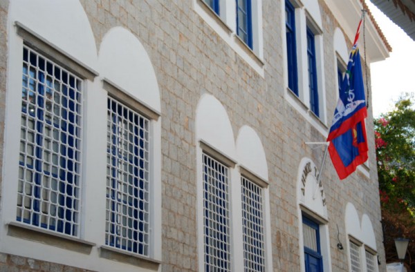 Άνοιξαν οκτώ θέσεις πλήρους απασχόλησης κοινωφελούς εργασίας για ανέργους στον Δήμο Ύδρας