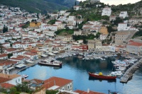 Η Ύδρα στην πρώτη ομάδα αξιοποίησης λιμένων του ΤΑΙΠΕΔ