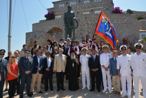 Καταθέσεις στεφάνων στη μνήμη του Ναυάρχου Ανδρέα Μιαούλη