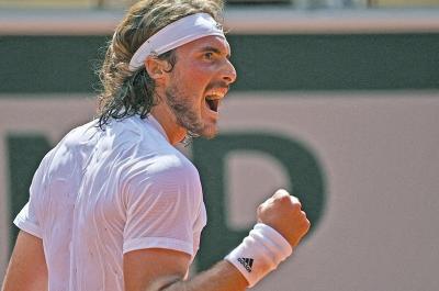 Μυθικός Τσιτσιπάς - Προκρίθηκε στον μεγάλο τελικό του Roland Garros