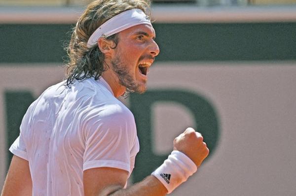 Μυθικός Τσιτσιπάς - Προκρίθηκε στον μεγάλο τελικό του Roland Garros