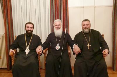 Η Αίγινα τίμησε τον Πολιούχο της Άγιο Νεκτάριο. Στον εορτασμό και ο ιερός κλήρος της Ύδρας