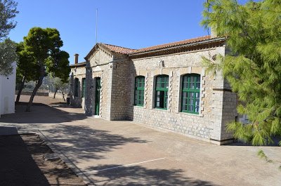 Επιστολή του Δημάρχου προς την Υπουργό Παιδείας για τις κενές θέσεις στα σχολεία της Ύδρας