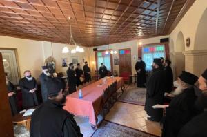 Υπό την πεπνυμένη Προεδρία του Σεβασμιότατου Ποιμενάρχη μας κ. ΕΦΡΑΙΜ συγκλήθηκε στην Αίγινα Τοπική Ιερατική Σύναξη