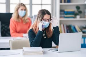Νέες διευκρινίσεις ΥΠΕΣ για τις ομάδες αυξημένου κινδύνου για τον κορωνοϊό