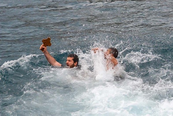 Με λαμπρότητα γιορτάστηκαν τα Θεοφάνεια στην Ύδρα