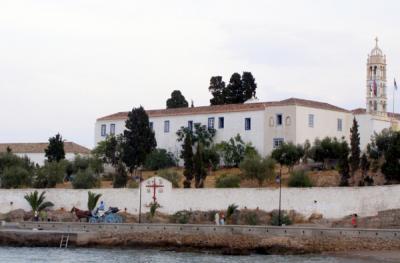 Στον Μητροπολιτικό Ναό Αγίου Νικολάου Σπετσών θα ιερουργήσει την Κυριακή των Βαΐων ο Μητροπολίτης ΕΦΡΑΙΜ