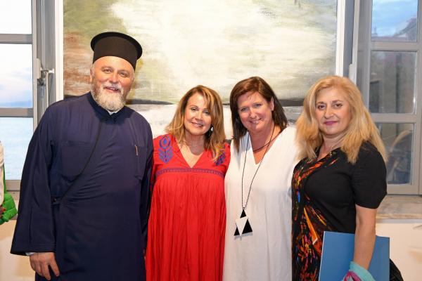 ΙΑΜΥ |  Από τα εγκαίνια της Έκθεσης «Η Μυστική Δροσιά της Ύδρας» με έργα της Κατερίνας Σεραφετινίδου