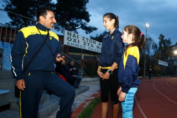 Θριάμβευσαν στον Ημιμαραθώνιο της Αθήνας οι "αέρινες" αθλήτριες του Παναγιώτη Χαραμή