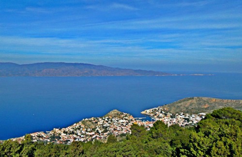 Σε πιάνει ζάλη... όταν κοιτάς από ψηλά το υπέροχο ηλιόφωτο τοπίο