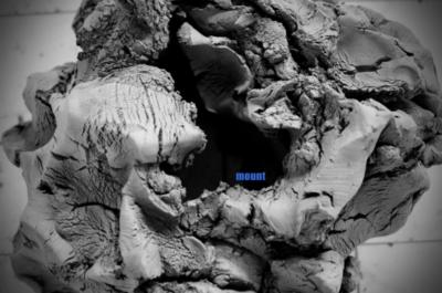 Μount. Ένα έργο της Βιτόρια Κωτσάλου από χορό, βουνό και πηλό με Performance, Εγκατάσταση, Εργαστήρια για µικρούς και µεγάλους