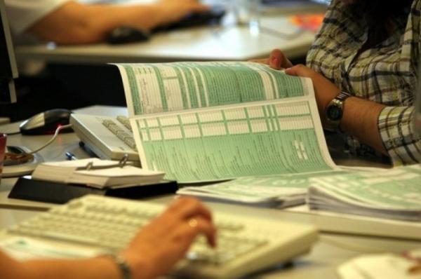 Σε πανελλαδική στάση εργασίας κατέρχονται σήμερα οι εφοριακοί