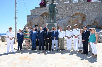 Ολοκληρώθηκαν με επιτυχία οι εκδηλώσεις των Μιαουλείων με Δοξολογία, δέηση και καταθέσεις στεφάνων