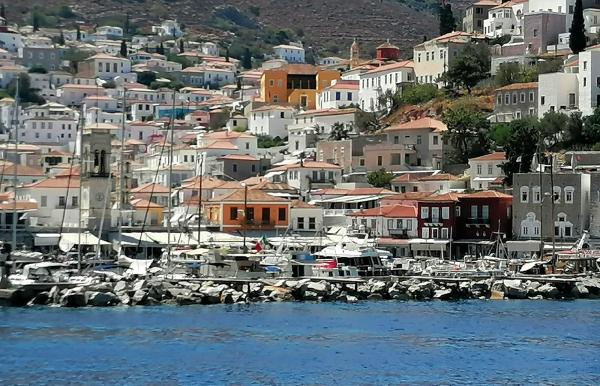 Πρόταση της ΦτΥ για Γραφείο εξυπηρέτησης Δημότη - Πολίτη στην Ύδρα