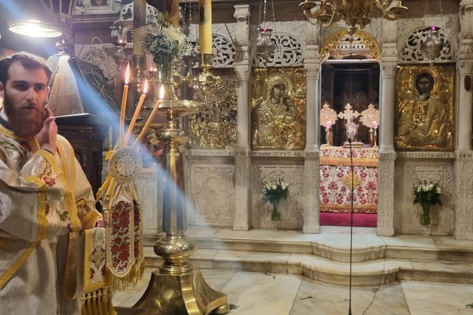 Ιερά Αγρυπνία  στον Καθεδρικό Ναό Ύδρας και προσκύνημα στην Τιμία Κάρα του Αγίου Κωνσταντίνου