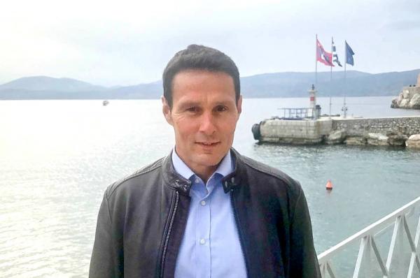 Ευχαριστήριο του Μανώλη Καραμήτσου, πρώτου σε σταυρούς, επανεκλεγέντα δημοτικού συμβούλου