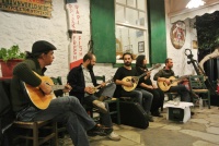 Ώρες κεφιού στην επιτυχημένη ρεμπέτικη συναυλία